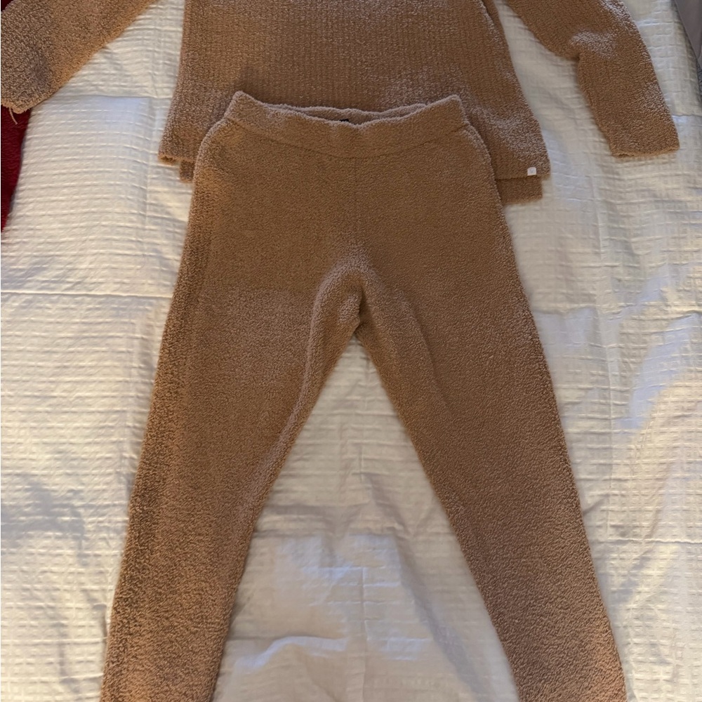 Women’s Victoria Secret Cozy Tan lounge set